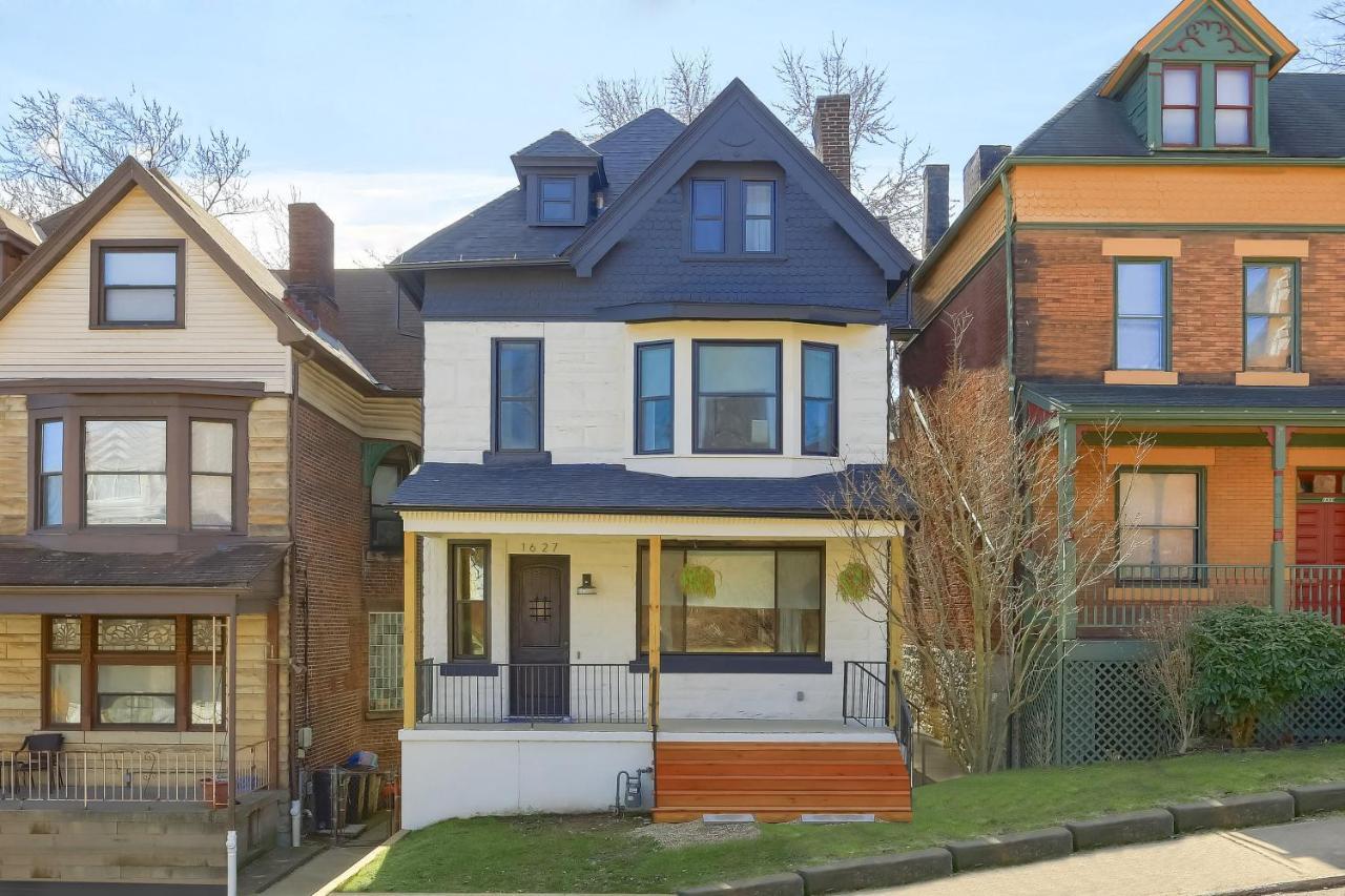 Newly Renovated Victorian Gem Perfect Space For Family Vacations! Pittsburgh Exterior foto