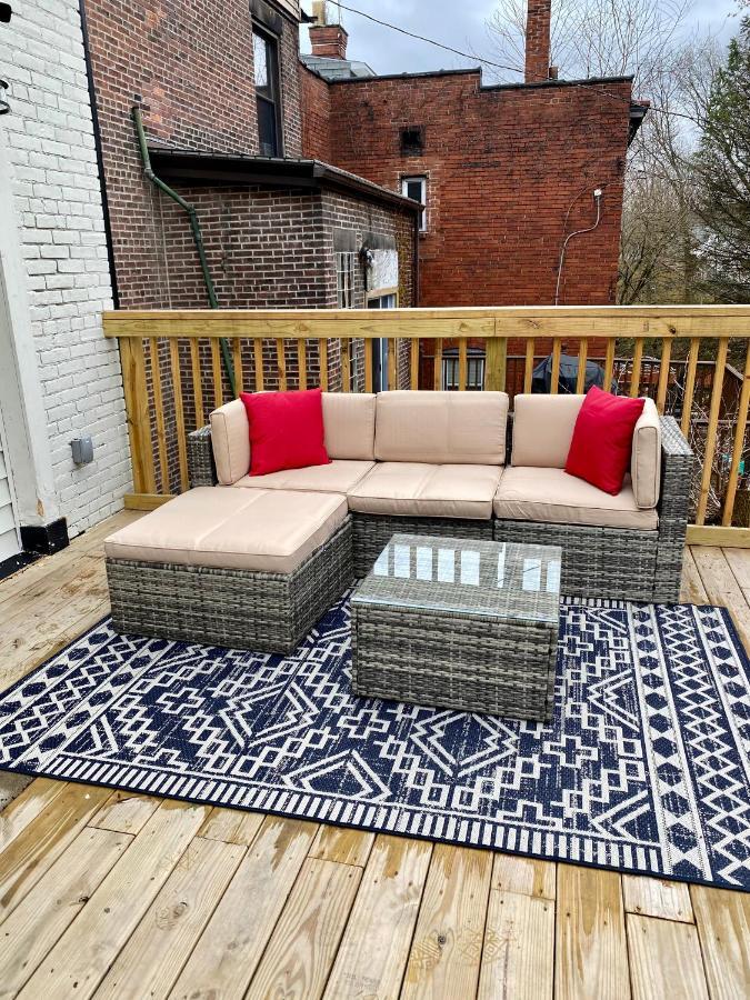 Newly Renovated Victorian Gem Perfect Space For Family Vacations! Pittsburgh Exterior foto